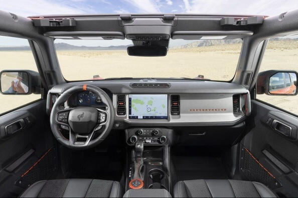 Ford Bronco Raptor: tekniset tiedot, maavara, kulutus ja varusteet Kuva 8
