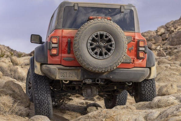 Ford Bronco Raptor: tekniset tiedot, maavara, kulutus ja varusteet Kuva 6