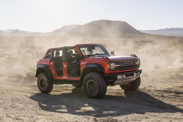 Ford Bronco Raptor -koeajo: maaston kuningas