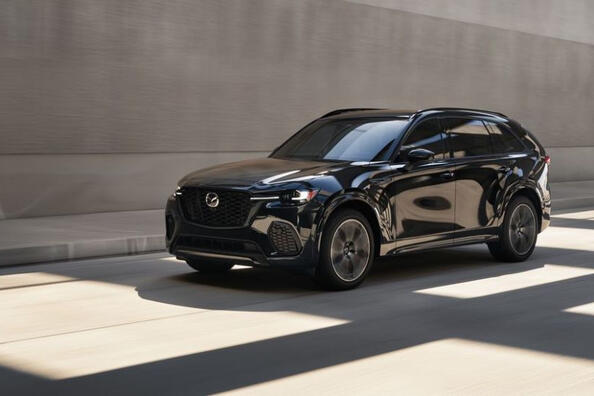 Mazda CX-70 -koeajo: premium-laatua ja viimeistelty sisustus