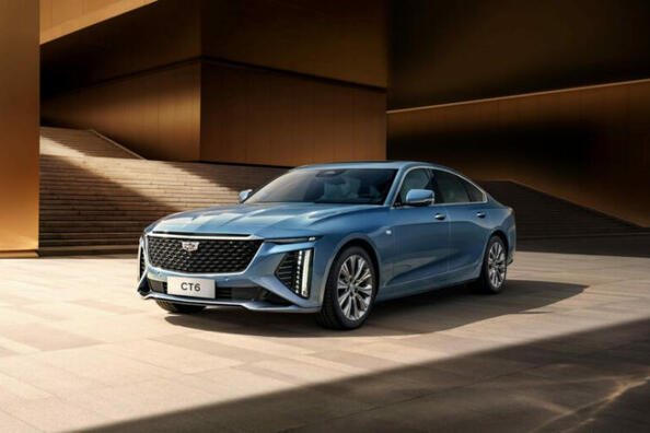 Koeajo: ylellinen Cadillac CT6 II -sukupolven sedan