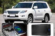 Lexus LX570/450d 2008–2022 Langattoman puhelinlatauksen asennussarja (2007-2015) kuva 1