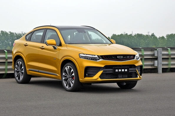Geely Xingyue: kiinalainen näkemys tyylikkäästä crossoverista