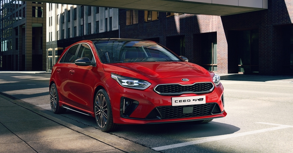 KIA Ceed GT: päivitetty hot hatch ajamisen ystäville