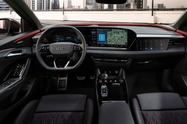 Koeajo: uusi sähköinen crossover Audi SQ6 e-tron 2024 Kuva 7