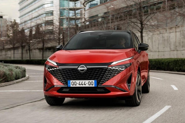 Nissan Qashqai 2024 -koeajo: päivitetty crossover kaupunkiin ja matkoille