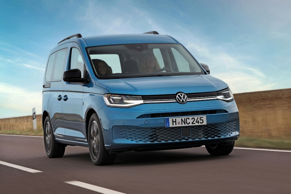 Volkswagen Caddy Kombi -koeajo: monipuolinen apuri perheelle ja työhön