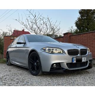Etupuskurin lip-spoileri DPT Lip V-1 (M-Performance, kiiltävä musta) BMW 5-sarja F10/F11 2010–2016 kuva 1