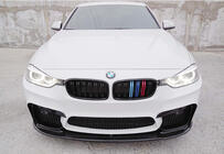 BMW 3-sarja F30/F31 2012–2019 DPT Lip V-1 etupuskurin lip spoileri (M3, kiiltävä musta) kuva 1
