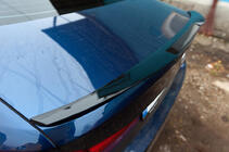 BMW 5-sarja G30/G31 2017–2023 Spoileri M4-Style (kiiltävän musta) kuva 13