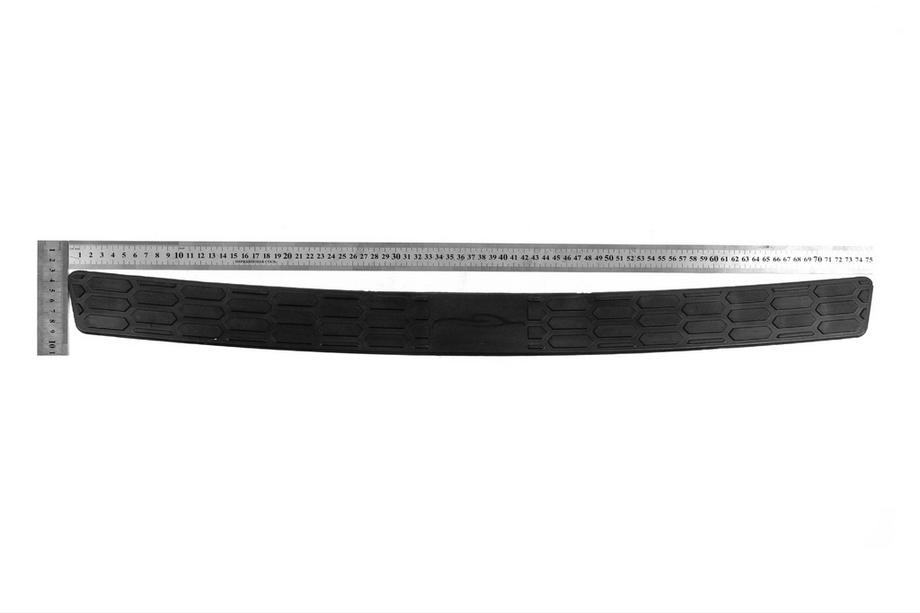 Yleismallinen takapuskurin lista DPT V-1 (ABS) (75 cm, mattamusta) Kuva 4