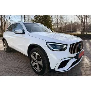 Restyling-sarja GLC63 2022