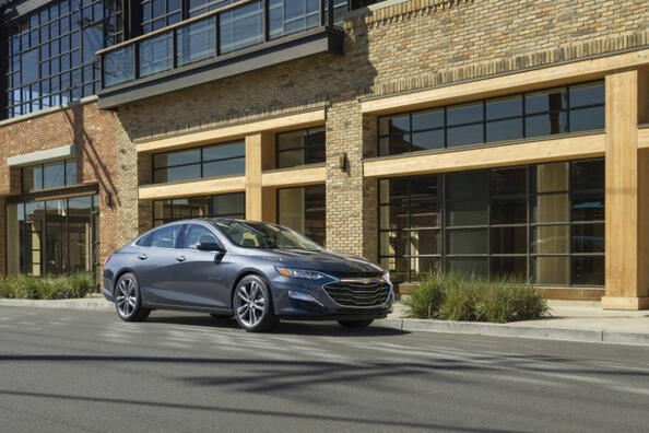 Chevrolet Malibu: sedan arjen ajoihin
