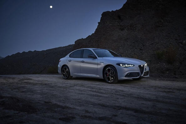 Alfa Romeo Giulia 2022: päivitetty italialainen sedan
