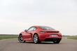 Arvostelussa urheilucoupé Porsche 718 Cayman kuva 3