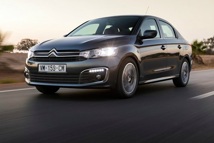 Koeajo: uudistettu Citroen C-Elysee -sedan