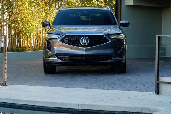 Katsaus Acura MDX -crossoverin neljänteen sukupolveen