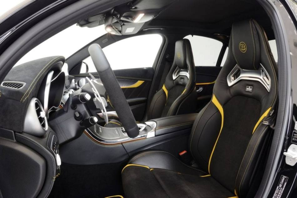 Auton sisätilojen tuning: istuimet, ohjauspyörä, verhoilu