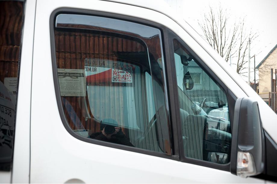 Mercedes Sprinter W906 2006–2018 Tuuliohjaimet, upotettavat (puoliläpinäkyvät, 2 kpl, Cagatay) Image