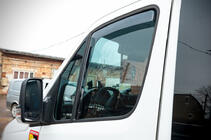 Volkswagen Crafter 2006–2016 Tuuliohjaimet, upotettavat (puoliläpinäkyvät, 2 kpl, Cagatay) kuva 6