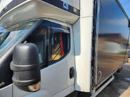 Iveco Daily 2014– Tuuliohjaimet, upotettavat (puoliläpinäkyvät, 2 kpl, Cagatay) kuva 4
