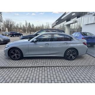 Facelift-sarja (2023+, M-Sport) BMW 3-sarja G20/G21 2018– kuva 4