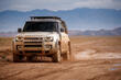 Koeajo: suuri ja tehokas maastoauto Land Rover Defender 110 kuva 1