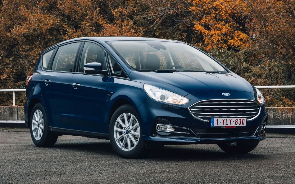 Katsaus toisen sukupolven Ford S-Max -faceliftiin