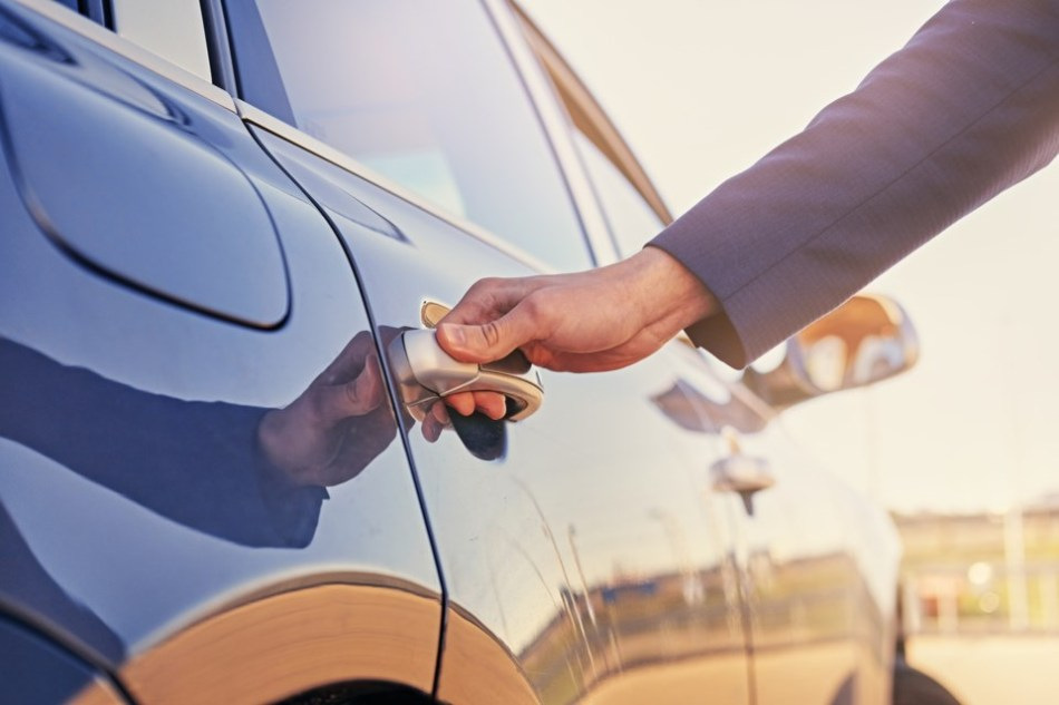 Tehokkaat tavat suojata auto varkaudelta