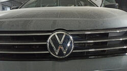 Volkswagen Jetta 2011–2018 Etumerkki kuva 2