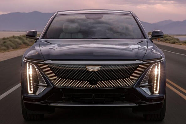 Koeajo: sähköinen luksuscrossover Cadillac Lyriq