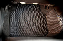 Volkswagen Passat B7 2012–2015 EVA-auton lattiamatot (USA, mustat) kuva 11