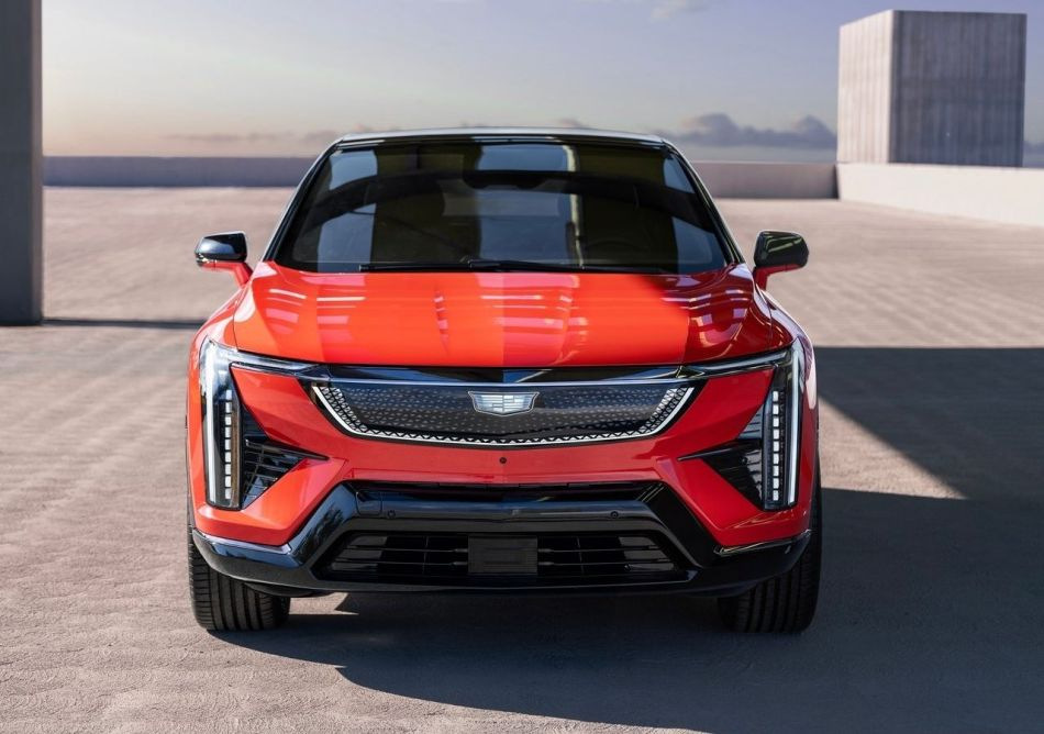 Koeajo: sähköinen premium-crossover Cadillac Optiq