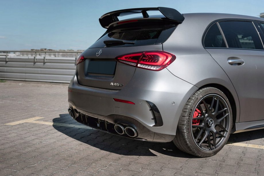 Mercedes A-class W177 2018– Takadiffuusori pakoputkenpäillä (Design A45 HB) Image