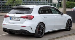 Mercedes A-class W177 2018– Takadiffuusori pakoputken päillä (Design A35 HB) kuva 1