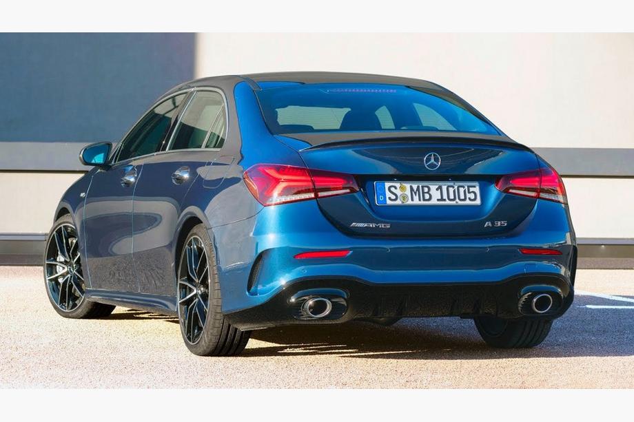 Mercedes A-class W177 2018– Takadiffuusori pakoputken päillä (Design A35 SD) Image