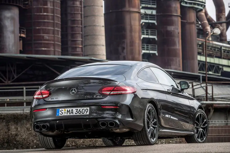 Mercedes C-class W205 2014–2021 Takadiffuusori pakoputken päillä (coupé AMG43 -design) Image