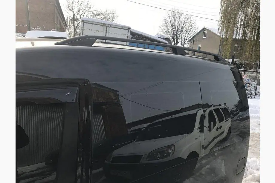 Ford Connect 2021– Kattokaiteet Skyport BLACK Image