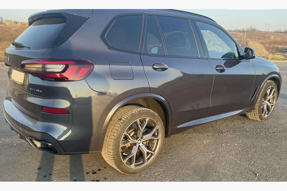 BMW X5 G05 2019–2026 M-Sport/X5M helmasarjasetti 2018-2022 (2 kpl, maalattavaksi) Image