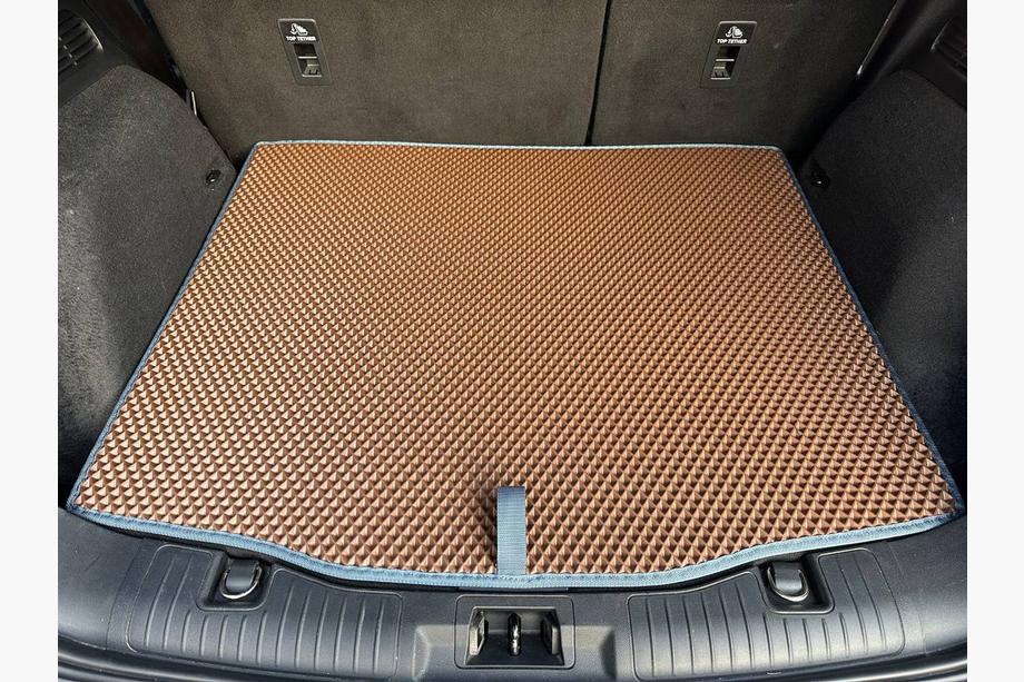 Ford Kuga/Escape 2019– Tavaratilan matto (Hybrid, ruskea) Image