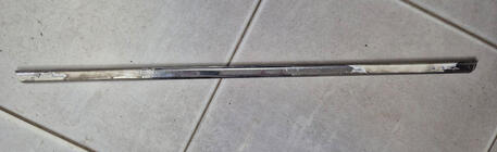 Range Rover III L322 2002–2012 Alennettu: Rekisterikilven ylälista (Carmos, ruostumaton teräs) kuva 2