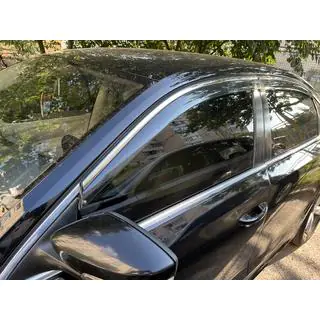 Sivulasien tuuliohjaimet kromilistalla Niken Luxury (USA, 4 kpl) kuva 1
