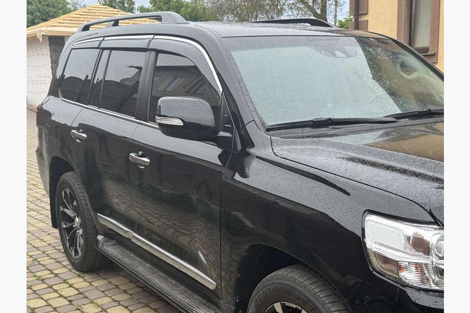 Toyota Land Cruiser 200 2007–2021 Ikkunatuuliohjaimet kromilistalla Niken Luxury (6 kpl) Image