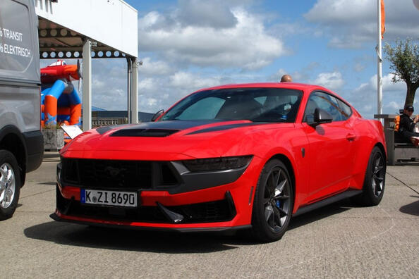 Ford Mustang 7. sukupolven katsaus