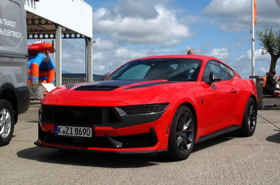 Ford Mustang 7. sukupolven katsaus