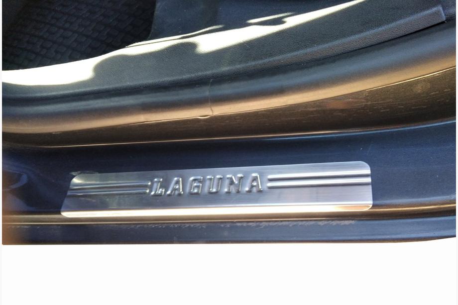 Renault Laguna 2001–2007 OmsaLine kynnyslistat (4 kpl, ruostumaton teräs) Kuva 2