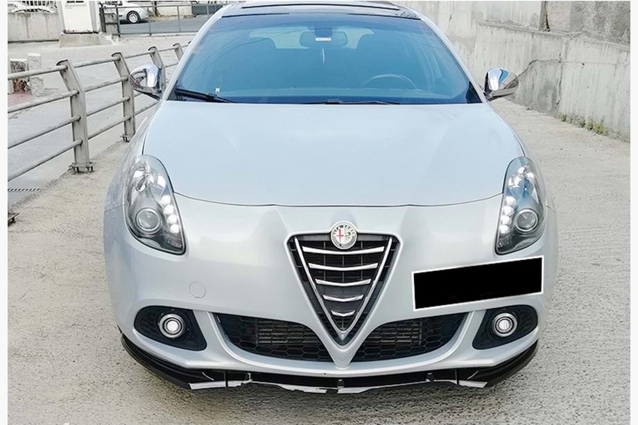 Alfa Romeo Giulietta 2010–2020 DPT etulippa (ABS, kiiltomusta, 3 kpl) Image