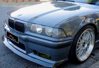 BMW 3-sarja E36 1990–2000 DPT etulippa (M3:lle, kiiltävän musta) kuva 1