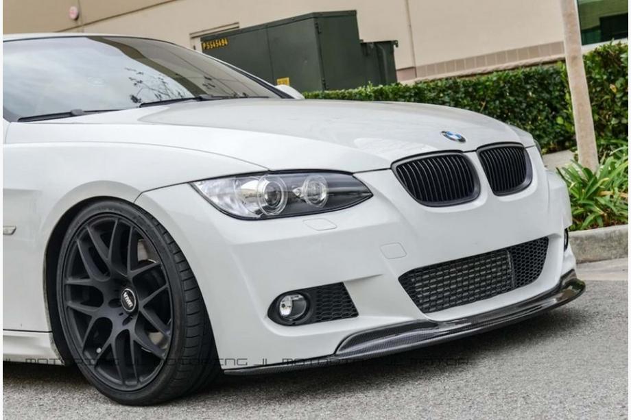 BMW 3-sarja E92/E93 2006–2013 Etuhelma CSL-Style DPT (M-Sport 2006-2010, kiiltävä musta) Image