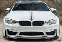 BMW 4-sarja F32/F33/F36 2012–2020 DPT V-4 etulippa (M4, kiiltävä musta) kuva 2